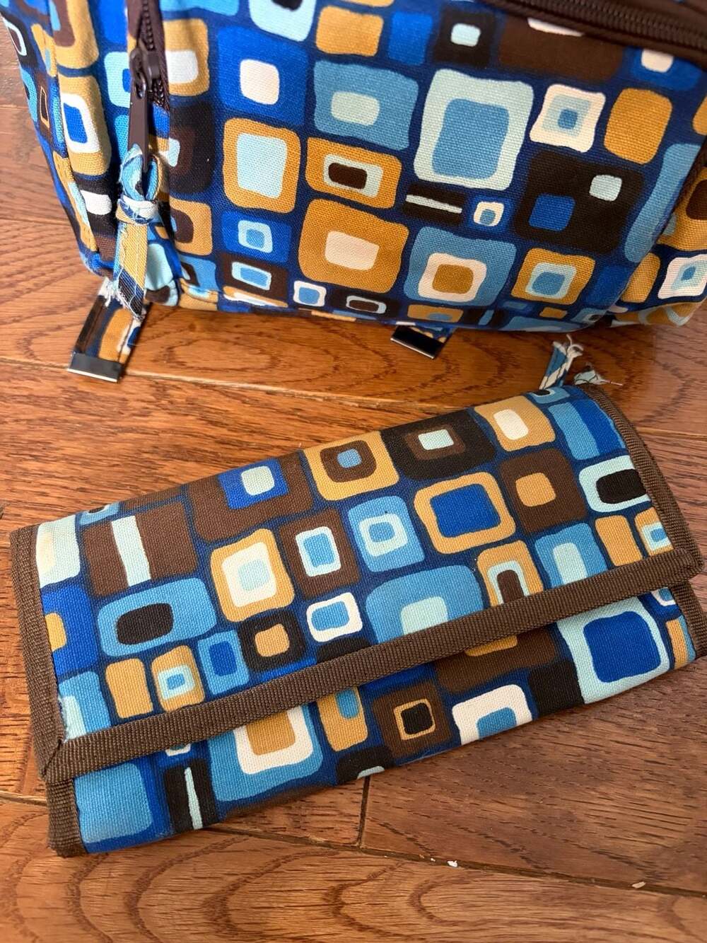 DSQ Geometric Pattern Backpack and Wallet Set - Picture 3 of 6